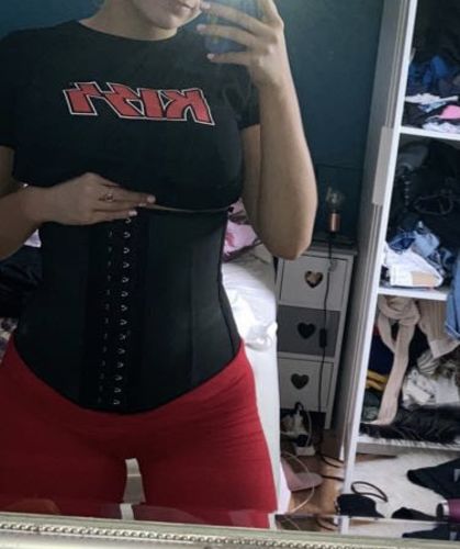 Customer photo review of Signature Waist Trainer