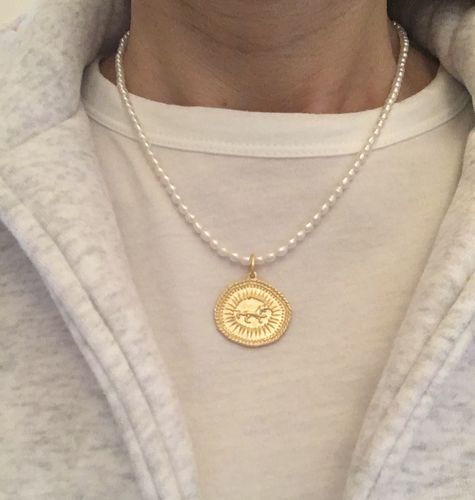 Customer photo review of LIONESS SEED PEARL NECKLACE
