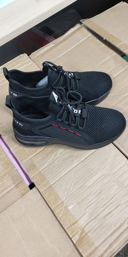 Customer photo review of fansgemacht Sommer ultraleichte atmungsaktive Mode Schutzschuhe