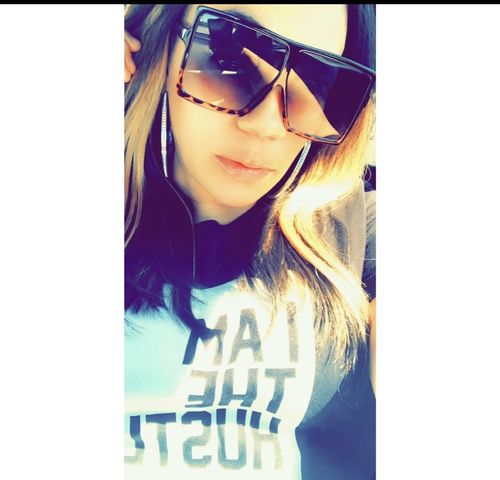 Customer photo review of Ladies I Am The Hustle Flag - Black Perfect Tee