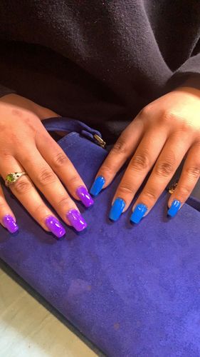 Customer photo review of Dip Powder Nail Kit G649 (6X0.6oz) Blue/Green/Purple Colors