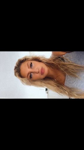 Customer photo review of MT Hydrating Cucumber Gradual Tanning Mist