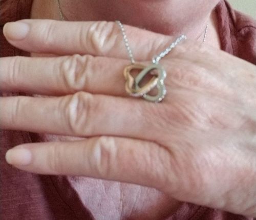 Customer photo review of To my daughter - "never forget that i love you" hearts necklace