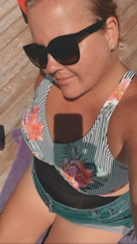 Customer photo review of b.tan tanned AF Outdoor Oil