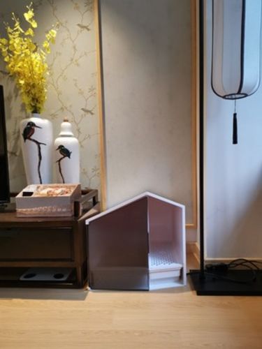 Customer photo review of Furrytail XL Semi-Closed Glow House Cat Litter Box with Scoop
