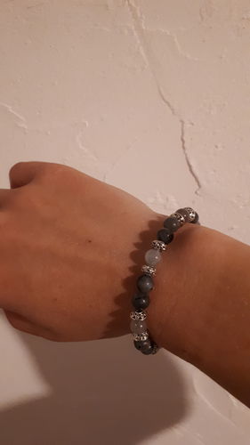 Customer photo review of Bracelet « Protection » Larvikite et Labradorite - 6 mm
