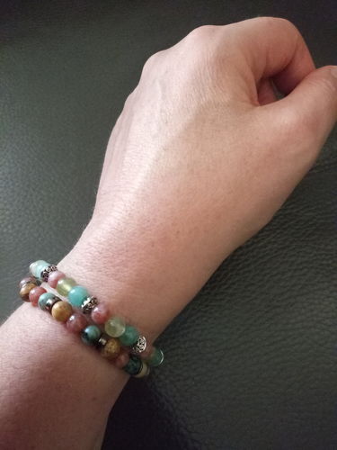 Customer photo review of Bracelet « Confiance & Joie » Préhnite, Amazonite, Pierre de soleil - 6 mm