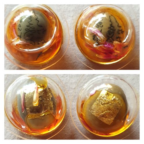 Customer photo review of Amulette de santé, de fortune et de charme Look Sawat Nam Wan Dok Thong.