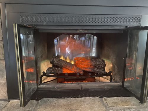 Customer photo review of Dimplex Revillusion 20" Electric Log Insert