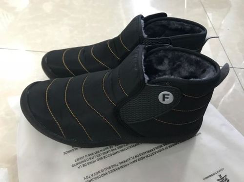 Customer photo review of Dacomfy Men's Cotton Warm Winter Snow Boots