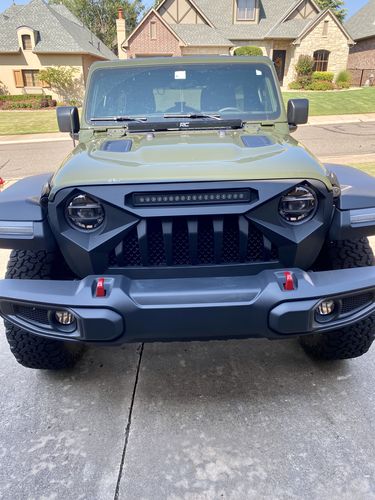 Customer photo review of Demon Grille w/ LED Off-Road Lights(18-20 Jeep Wrangler JL & Gladiator)
