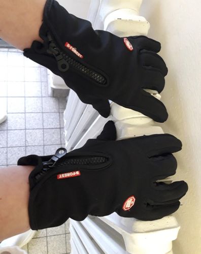 Customer photo review of TOUCHY - Die wasserdichten Touchscreen-Handschuhe