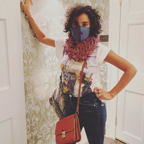 Customer photo review of Twilight Blue Silk Face Mask - Finest Mulberry Silk 22 Momme