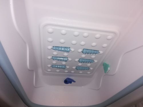 Customer photo review of Portable Stand alone Folding Bathtub for Adults