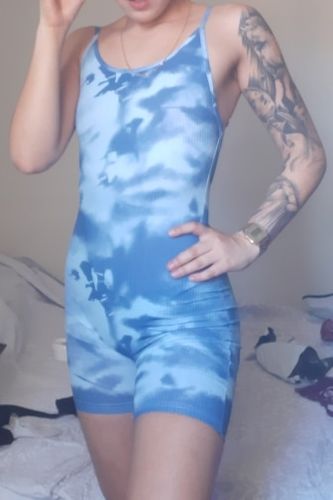Customer photo review of Combinaison short débardeur tye and dye