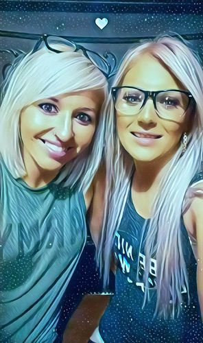 Customer photo review of Micro Loop/Ring Real Human Hair Extensions Pure Color Lightest Blonde #60