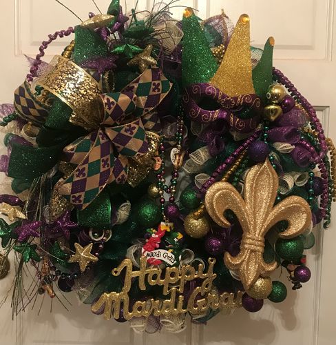 Customer photo review of 2.5"X10Yd Argyle Fleur De Lis Gold/Purple/Emerald RGA136208