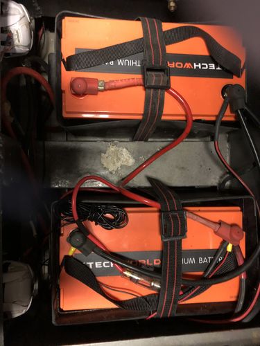 Customer photo review of iTECH120X 12V 120Ah Lithium Ion Battery LiFePO4 Deep Cycle Camping RV Solar