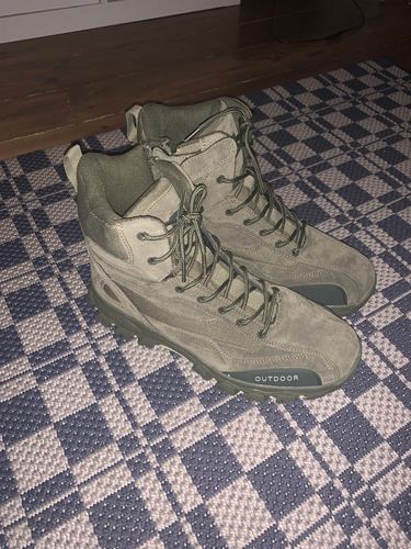 Customer photo review of Men's Combat High Top Outdoor Non-slip Boots