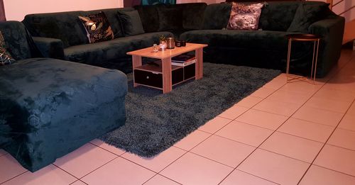 Customer photo review of Vert - Housses en velours gaufré Extensibles de Fauteuil et Canapé - La Maison des Housses