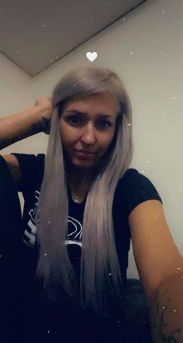 Customer photo review of Micro Loop/Ring Real Human Hair Extensions Pure Color Lightest Blonde #60