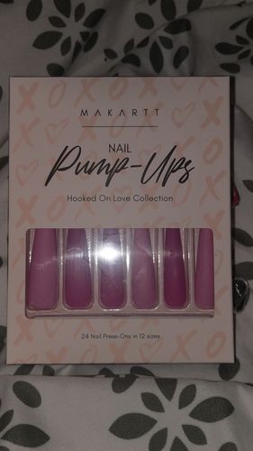 Customer photo review of Hooked On Love Valentine's Day Limited Edition Nail Pump-Ups