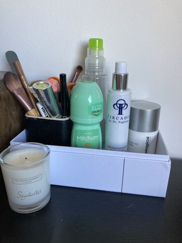 Customer photo review of Light Day Sunscreen Broad Spectrum Spf 37
