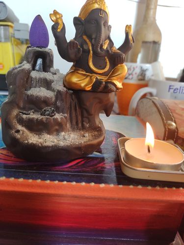 Customer photo review of Ganesha en la Cascada + 10 Conos Especiales