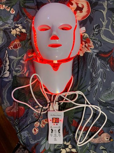 Customer photo review of Everything Beauty™ Professional LED Light Therapy Mask