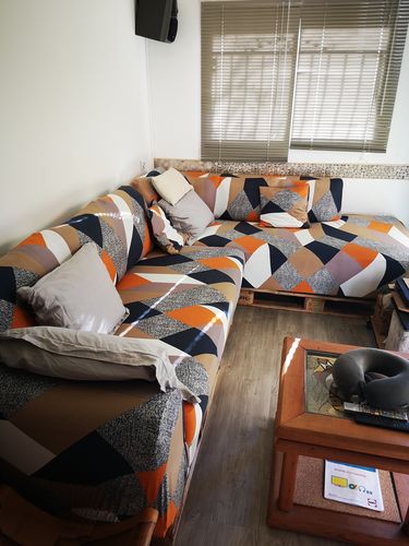Customer photo review of Modern - Housses Extensibles de Fauteuil et Canapé - La Maison des Housses
