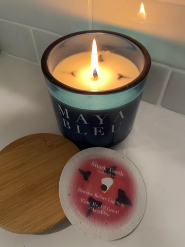 Customer photo review of Original Shark Tooth Candle BLEU