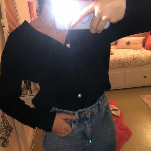 Customer photo review of V Neck Pearl Single Breasted Loose Short Thicken Sweater Sweet Long Sleeve Knitting Top