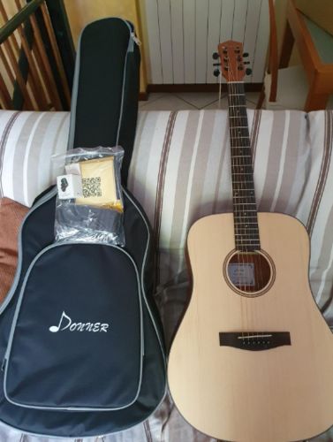 Customer photo review of Donner DAG-1 Beginner Acoustic Guitar Full-size,41'' Dreadnought Spruce Guitar Package with Gig Bag Tuner Strap String