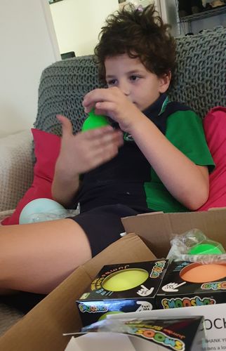 Customer photo review of Smoosho’s Jumbo Glow-in-the-Dark Ball