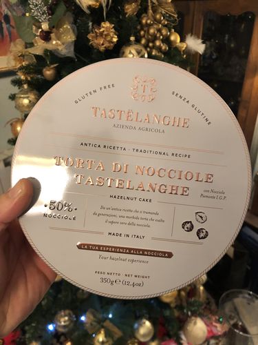 Customer photo review of Torta di Nocciole Tastëlanghe (Box Torta)