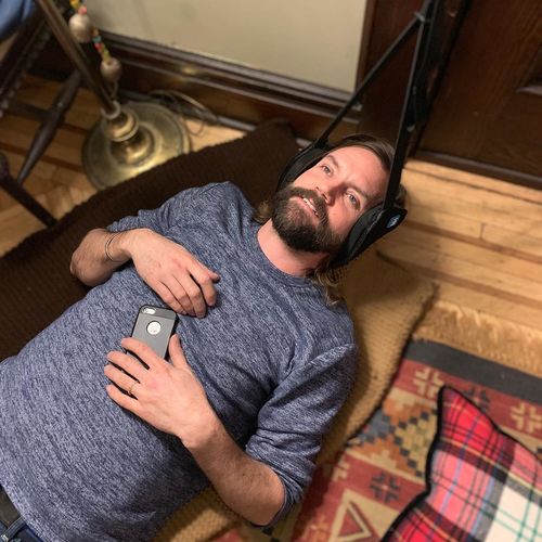 Customer photo review of OneLuxe Neck Hammock