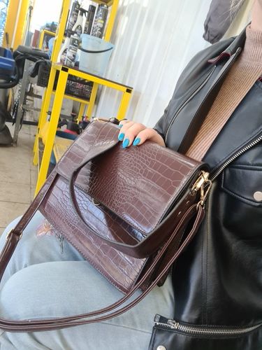 Customer photo review of Luxury Brand 2021 Fashion New Quality Leather Tote Bag