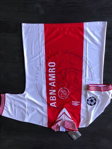 Customer photo review of 1995-1996 Ajax home retro kit