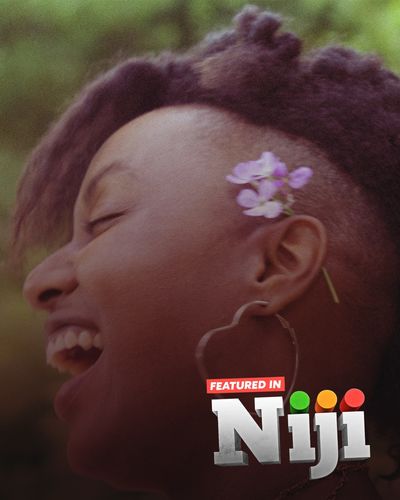 Customer photo review of Nae Nae's Bowlegged Detangling Brush