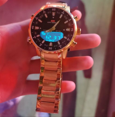 Customer photo review of Gold Men Watch New Luxury Brand Sport Style Watches