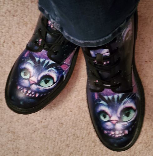 Customer photo review of Smiling Cat Boots