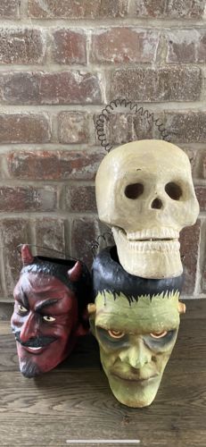 Customer photo review of Cody Foster Skull with Jaw Candy Bucket