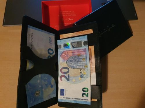 Customer photo review of Flapstar without coin pocket