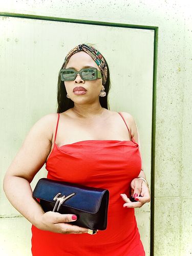 Customer photo review of Gustavo - Black (C1)