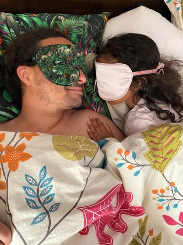 Customer photo review of Coral Fans Pure Silk Pillowcase