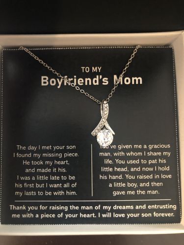 Customer photo review of Best Catch Merry Christmas Necklace