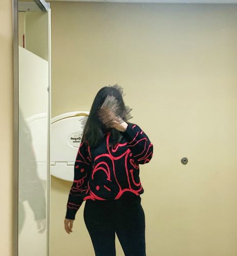 Customer photo review of Drop Shoulder Sleeve Crew Neck Knitted T-Shirt