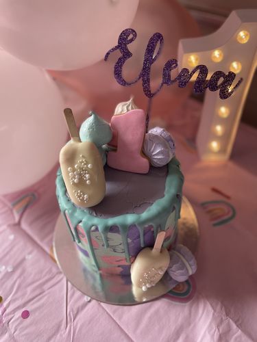 Customer photo review of Glitter Personalised Cake Topper (other colours available)