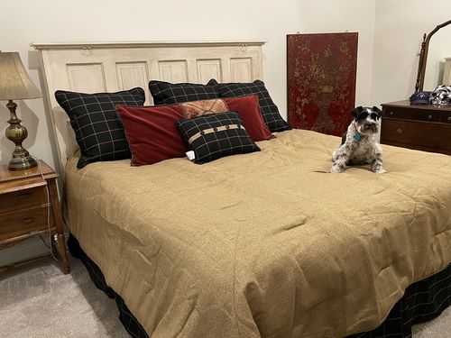 Customer photo review of Ashbury Brown 5-Piece Comforter Set