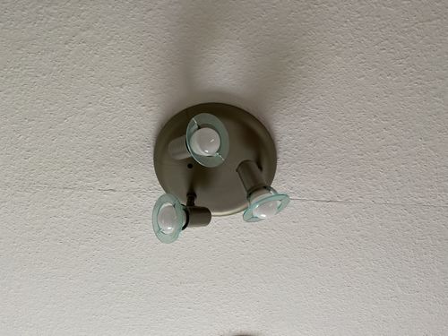 Kundenbewertung mit Foto zu LEDVANCE Wifi SMART+ LED Lampe Mini Bulb dimmbar (ex 40W) 5W / 2700K Warmweiß E14 3er
